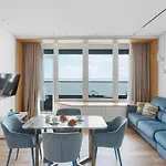 магнит смарт первая линия Apartamento